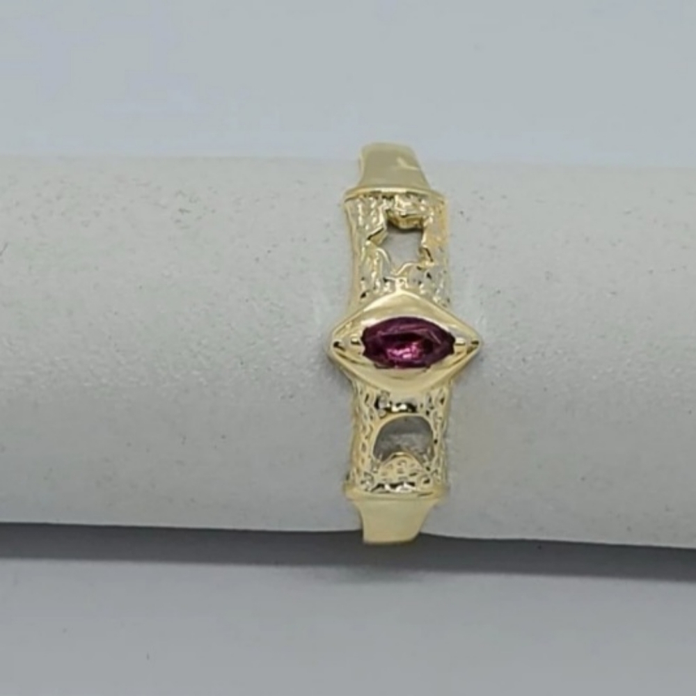 14k Yellow Gold Ring With Ruby Stone, Shapes Of T… - image 3
